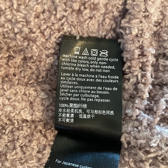 NWT Barefoot Dreams Chenille Shawl Cardigan Deep Taupe Small - Picture 11 of 11